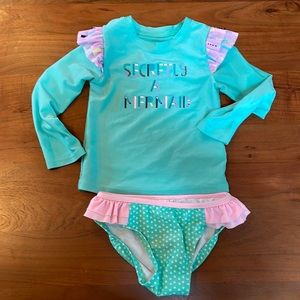 Cat & Jack Girls Rash Guard and Bottoms